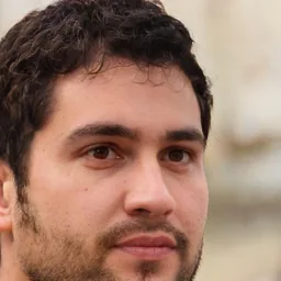 Héctor Villanueva Serrano